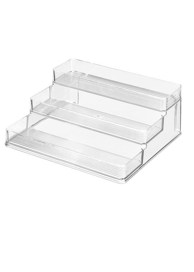 Ranger vos conserves, parfums, vernis ou tout autre produit du quotidien, elle vous permettra d'être organisé et de gagner de l'espace dans votre maison.